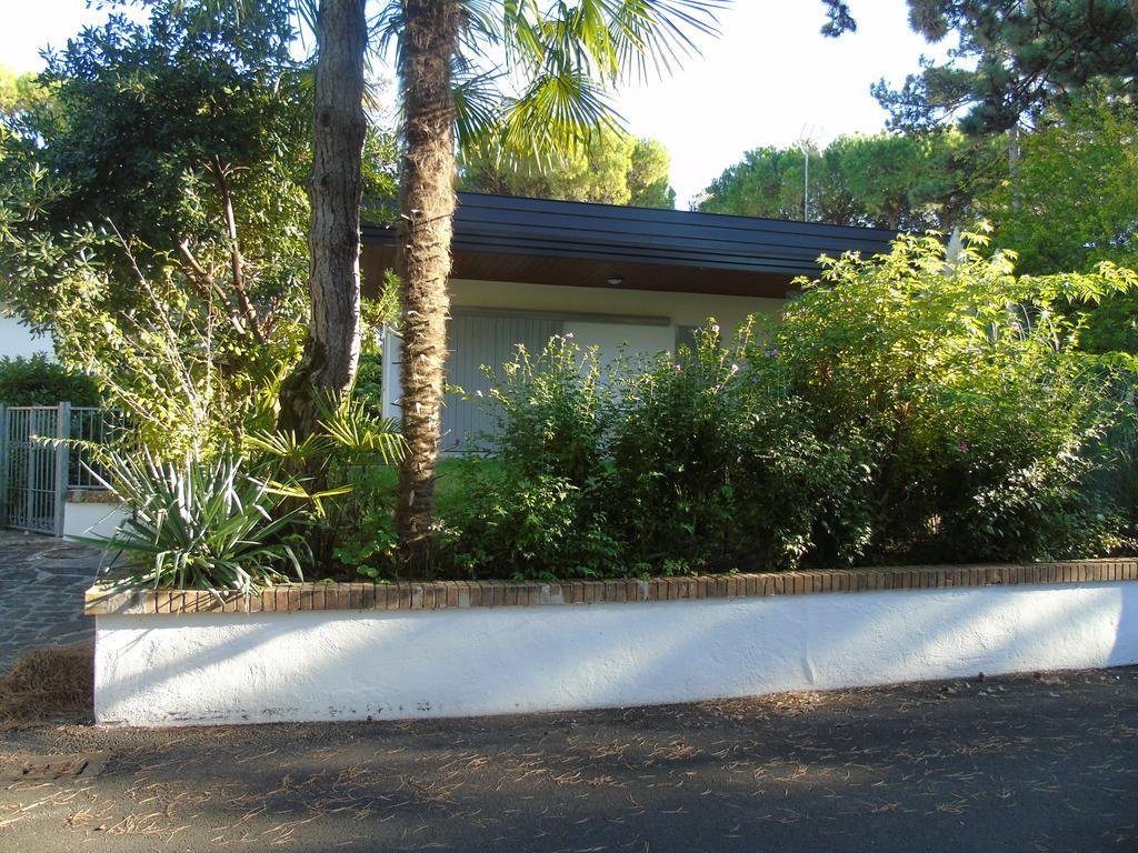 Villa Petra Lignano Sabbiadoro Kültér fotó